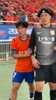 这是咋了?实拍:赛后谢场时王大雷疑似与山东泰山球迷发生不愉快